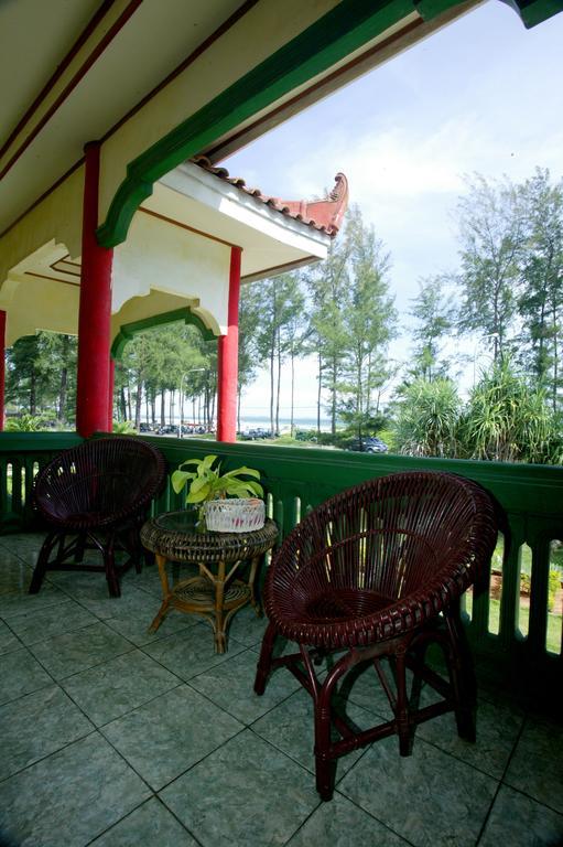 Pasir Putih Resort Bengkulu Phòng bức ảnh